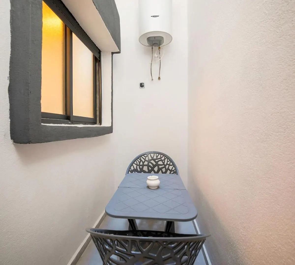Wonderful Two Bedroom Apartment In Агадир