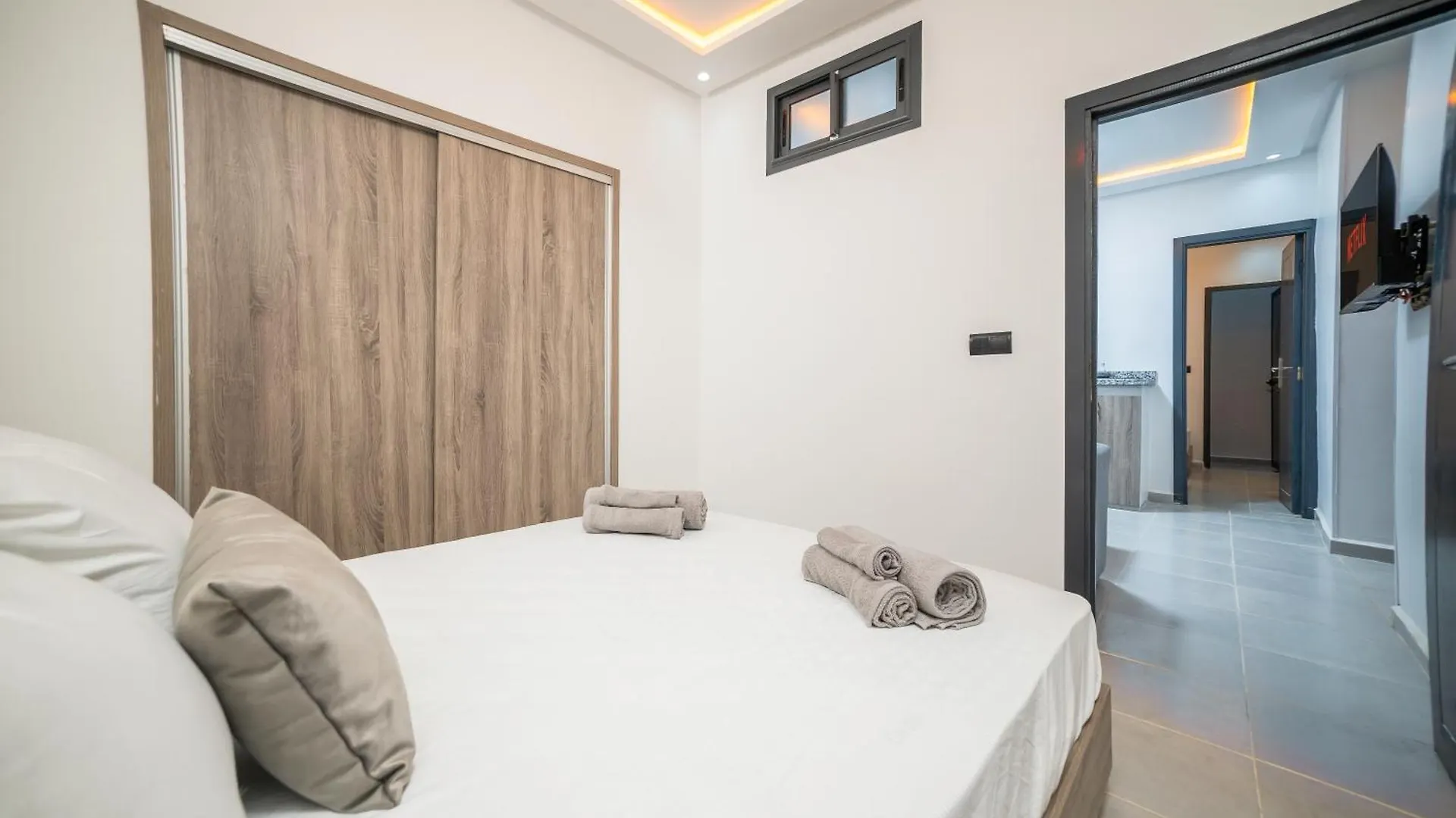 Wonderful Two Bedroom Apartment In Агадир