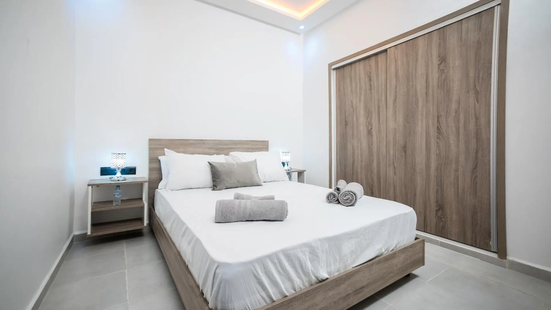 Wonderful Two Bedroom Apartment In Агадир